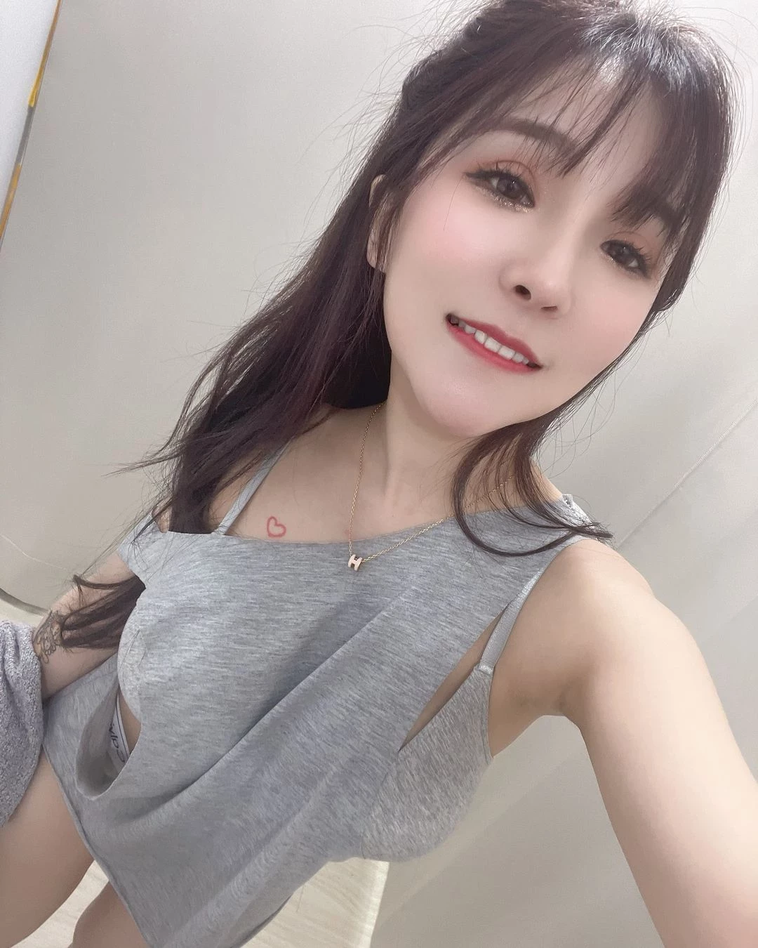 124709ybpn70ab98s39ab8.webp
